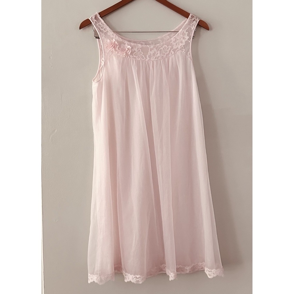 Vintage Vanity Fair Women's 1970s Nightgown Size XS Nylon Pink Lace Trim